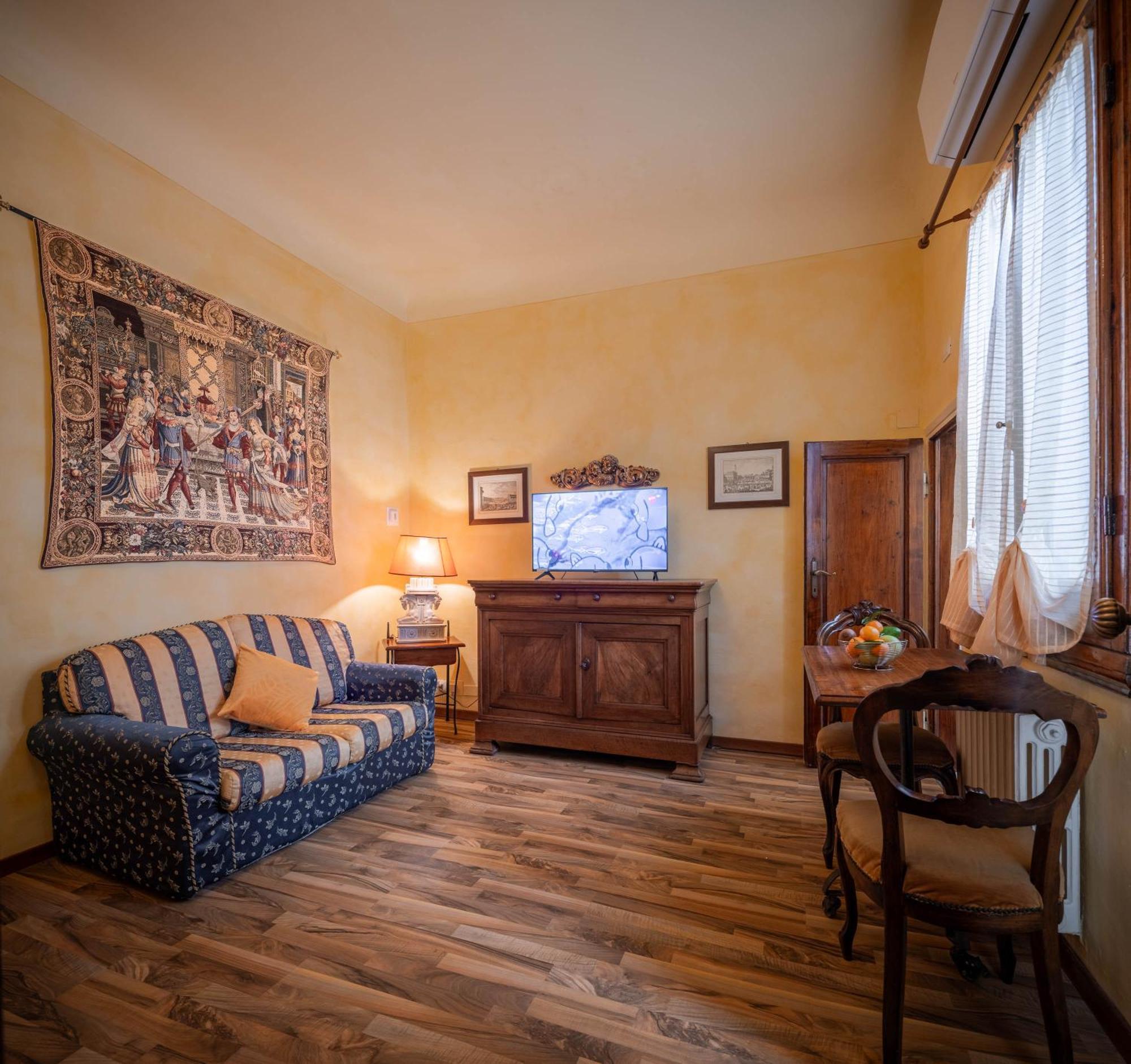 Novella House 2* Florenz